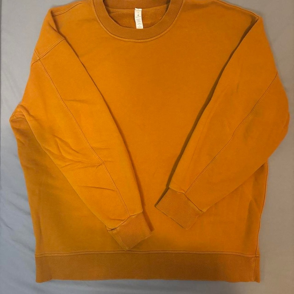 Lululemon perfectly oversized crew